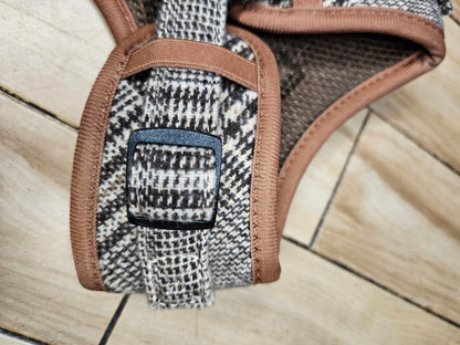 Tweed Harness
