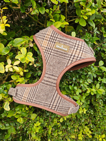 Tweed Harness